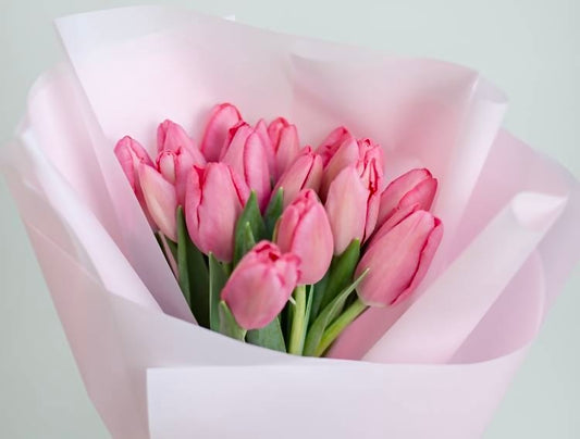 15 pink tulips